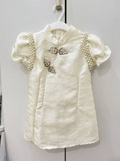 (Category: ) located in . Submitted by thecloset.enaa (Listing ID 1465213603, Image 1). Description: .