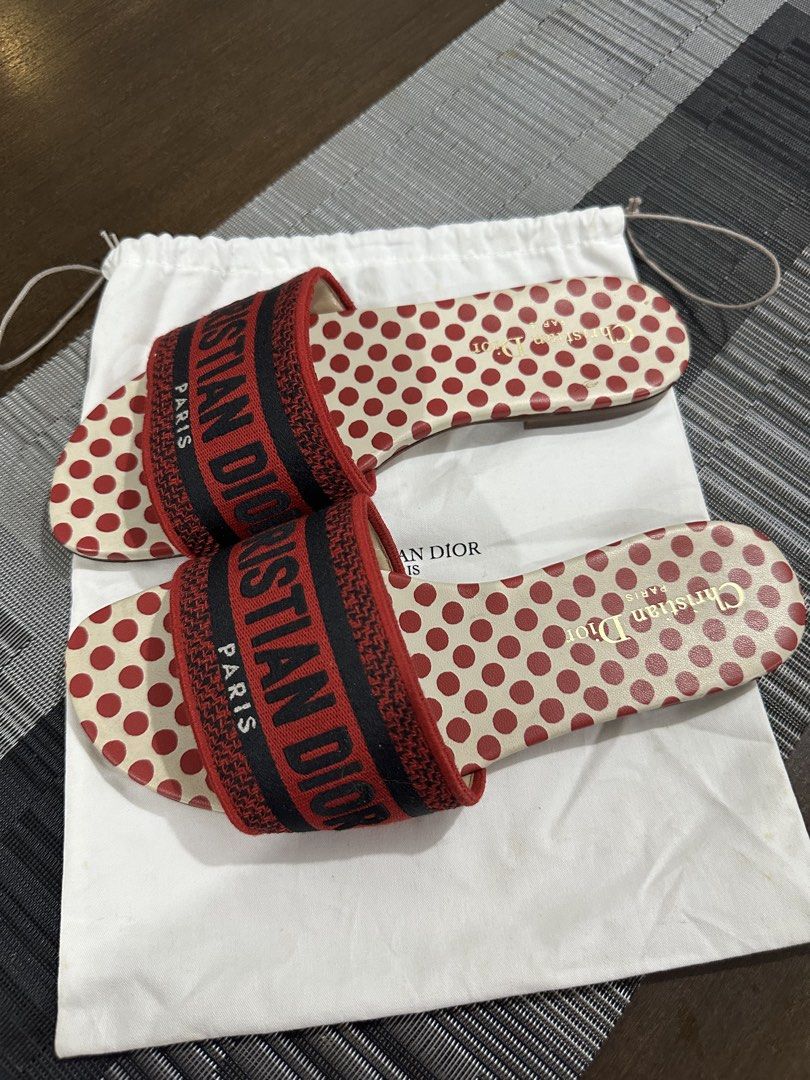 Christian Dior Dway (Category: Flats & Sandals) located in Marikina City. Submitted by georgiaprelovestuff (Listing ID 1465272195, Image 3). Description: size 37 PLEASE READ BEFORE MAKING AN OFFER: 🔹No inclusions since this is preloved 🔹NO to low ballers please 🔹NO meetups due to busy schedule 🔹If you make an offer, please get the item let's not waste each other's time 🔹NO return NO exchange NO cancellation 🔹Please manage your expectation s