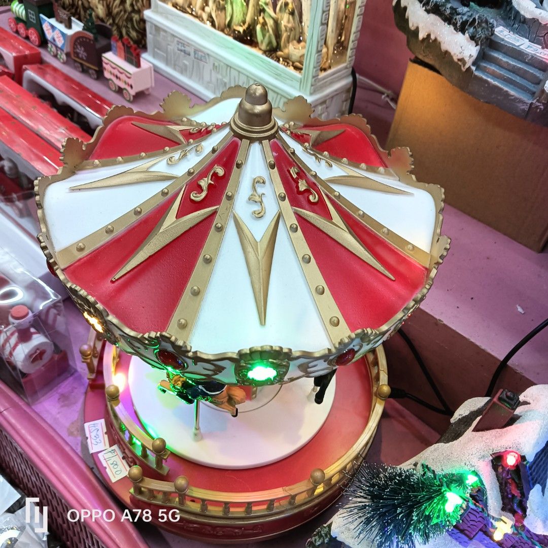 Christmas decor (Category: Figurines & Statues) located in Manila. Submitted by iliasjen (Listing ID 1465229674, Image 2). Description: .