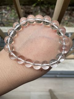 (Category: ) located in . Submitted by crystal_gem_world (Listing ID 1465191957, Image 1). Description: .