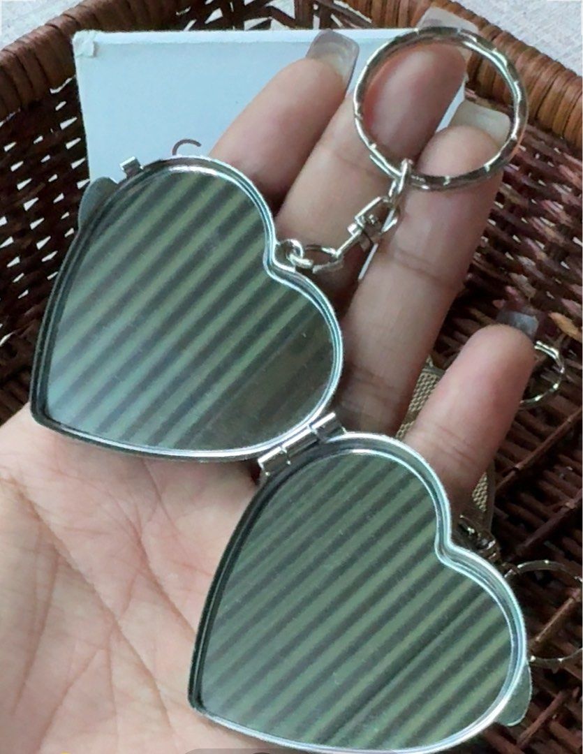 Coach Charm DIY (Category: Luxury Bags & Wallets) located in Lagawe. Submitted by favorsnflavors69115 (Listing ID 1465253449, Image 3). Description: DIY project Heart charm with mirror *used OG coach canvas ₱350+54 sf.