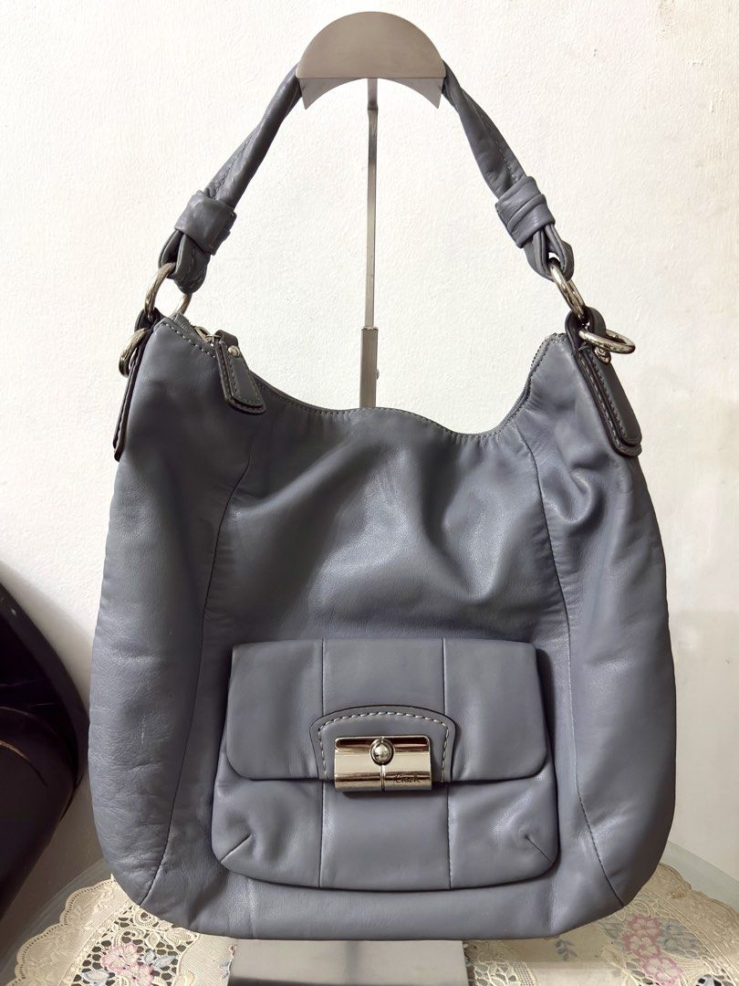 Coach Kirstin (Category: Shoulder Bags) located in Cainta. Submitted by angellyy_ (Listing ID 1465109759, Image 1). Description: Authentic Coach Kirstin Leather hobo Medium No hangtag and sling Like new Minimal flaw at the back - unnoticeable color transfer Condition - 9/10 .