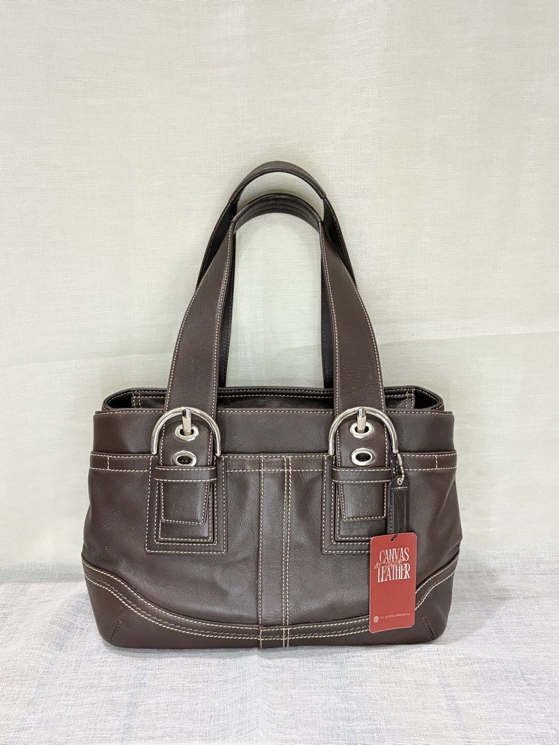 Coach Leather Soho Tote Bag (Category: Luxury Bags & Wallets) located in Laoac. Submitted by canvasandleatherbyaliii (Listing ID 1465306927, Image 1). Description: Rank A - Excellent Condition .