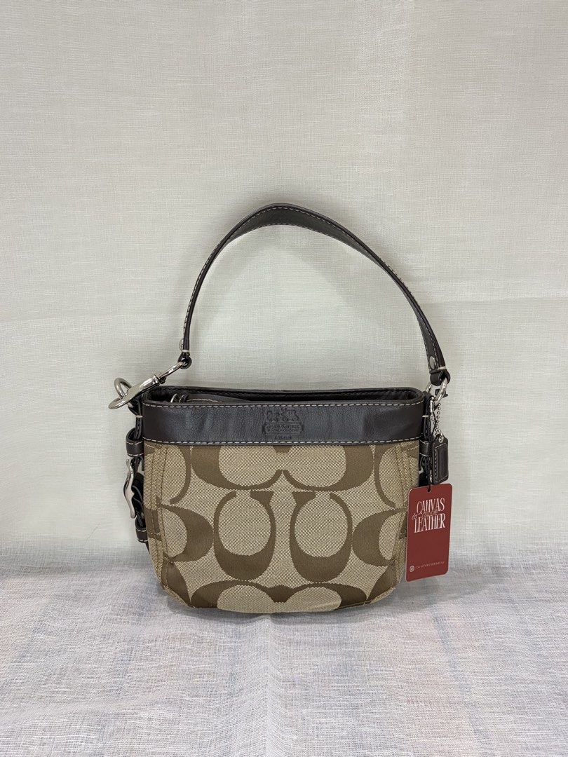 Coach Mini Zoe (Category: Luxury Bags & Wallets) located in Laoac. Submitted by canvasandleatherbyaliii (Listing ID 1465308094, Image 1). Description: Rank A - Excellent Condition .