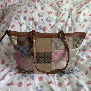 (Category: ) located in . Submitted by kristachic (Listing ID 1465257143, Image 1). Description: .