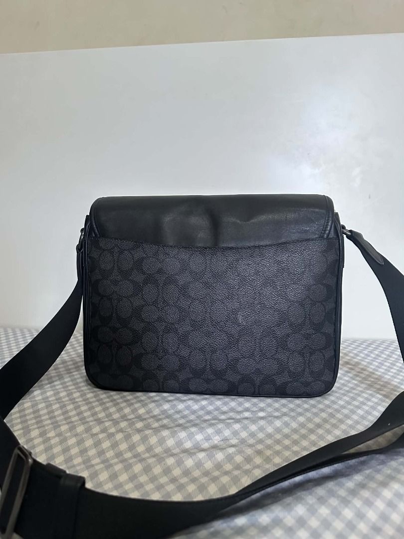 Coach Racer Messenger Bag (Category: Sling Bags) located in Manila. Submitted by etaudax (Listing ID 1465248818, Image 3). Description: Brand: Coach Material: Black leather Condition: 8/10 Used RFS: Decluttering.