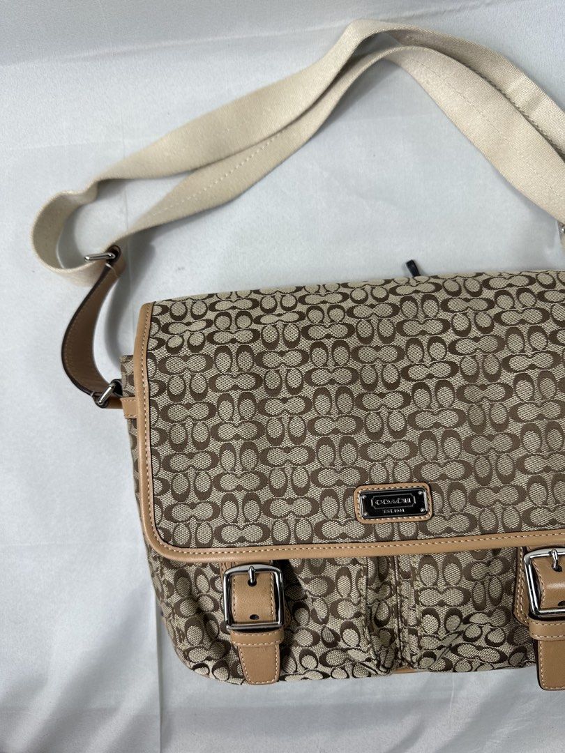 Coach Signature Canvas Messenger Bag (Category: Luxury Bags & Wallets) located in Cabanglasan. Submitted by thefashiongarage.co (Listing ID 1465228289, Image 2). Description: Title - Coach Model/Name - Signature Messenger Bag Size on Tag - Conditiion - Excellent condition with no issue Dimension (WxLxH) - 11x8 Inches Category- Casual/Formal Fitting - Made in - Material - Canvas Color - Caramel/Brown Design - Signature C Year - Inclusion - None No