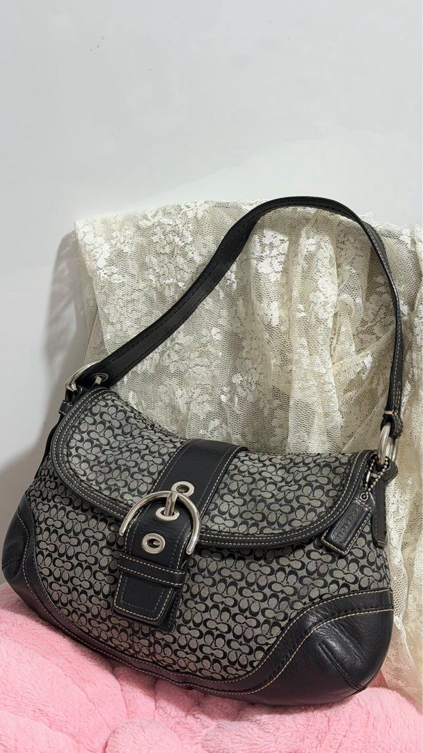 Coach soho medium size (Category: Shoulder Bags) located in Manila. Submitted by chic_coach (Listing ID 1465215293, Image 1). Description: .