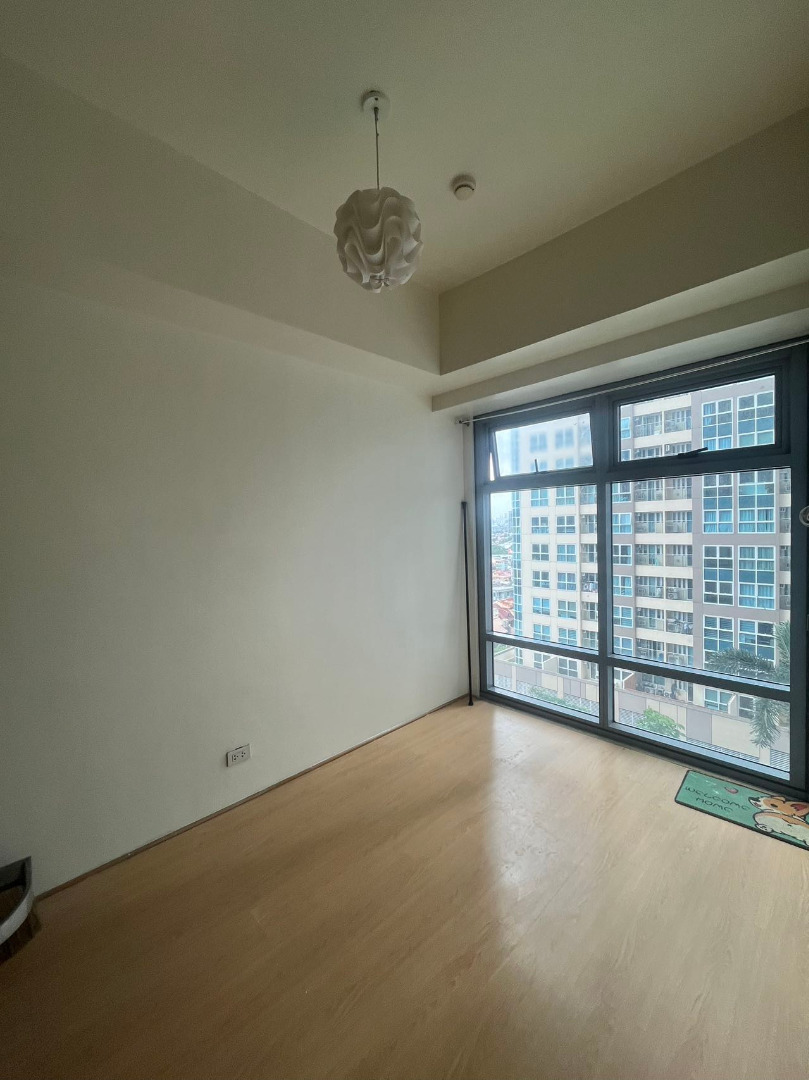 (Category: ) located in . Submitted by realtorrachelle (Listing ID 1465333694, Image 1). Description: .