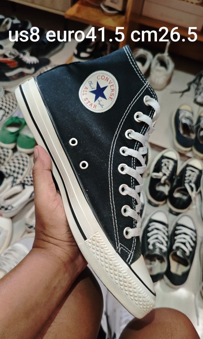 Converse allstar (Category: Sneakers) located in Sultan Kudarat. Submitted by thrifted01 (Listing ID 1465211534, Image 1). Description: us8 mens loc mindanao.