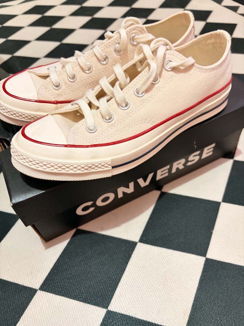 Converse Chuck 70 Low Top (Category: Sneakers) located in Manila. Submitted by vivyeeeen (Listing ID 1465336446, Image 2). Description: 👟 FOR SALE: Converse Chuck Taylor Used once only! ✨ RFS: Wrong size! Used once lang, super good condition. Bought at Robinsons, legit Converse. Size: M6.5 / W8.5 / EU39.5 / 25cm Complete with box and extra lace. Location: Cogeo, Antipolo City .