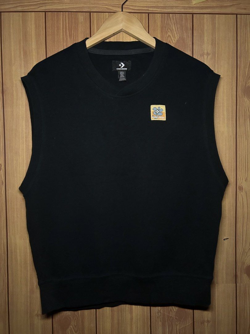 Converse Double Twill Knit Vest (Category: Tshirts & Polo Shirts ) located in Manila. Submitted by zerowasteco. (Listing ID 1465350228, Image 1). Description: -As new condition -10/10 Color rate -Dimes:L25xW20 -No issue Dm for more info!.