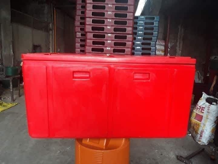 cooler box (Category: Construction & Building Materials) located in Marikina City. Submitted by irene.00999 (Listing ID 1465222998, Image 3). Description: cooler box 240 liters 110 liters 80 liters 60 liters .