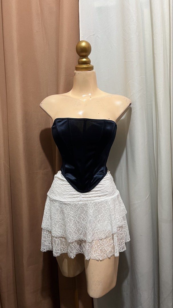 Corsets (Category: Others Tops) located in Manila. Submitted by ac.collections (Listing ID 1465336088, Image 3). Description: All items are brandnew .