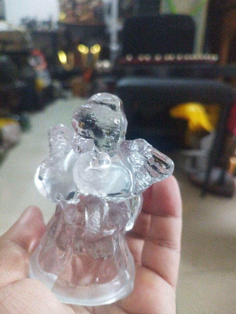 Crystal angel (Category: Vintage Collectibles) located in San Rafael. Submitted by jflshoppe1989 (Listing ID 1465206552, Image 3). Description: .