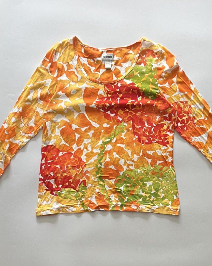 custo barcelona inspired longsleeves graphic pattern top (Category: Longsleeves) located in Paranaque City. Submitted by minamigraine (Listing ID 1465197902, Image 1). Description: bust: 38-39 s-m, US 1 on tag 95% cotton.