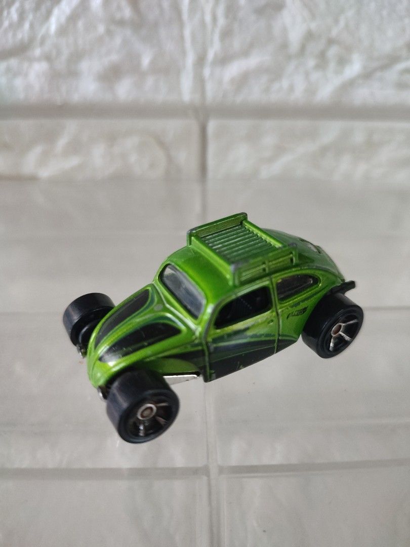 Customs vollswagen beetle multipack exclusive loose (Category: Vehicle & Diecast Models) located in Narvacan. Submitted by jigger85 (Listing ID 1465178147, Image 2). Description: 95 percent almost mint condition bought in UK loc. ilocos sur can ship thru JNT or LBC.