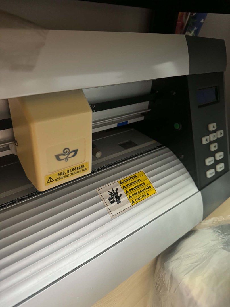 Cuyi MC630 24” Cutter Plotter Machine with Stand and Signmaster (Category: Craft Supplies & Tools) located in Marikina City. Submitted by aikavml (Listing ID 1465220782, Image 3). Description: Cuyi MC630 24” With Signmaster and stand included Slightly used No issues Good as new condition Rfs: decluterring Pick up loc: Marikina City.