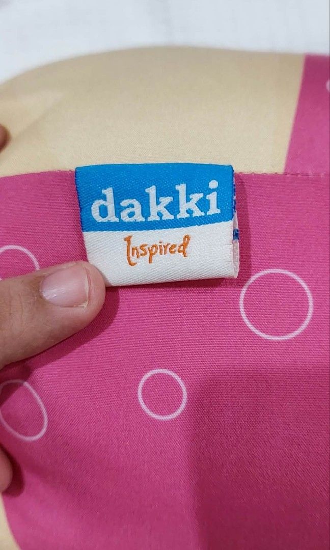 dakki bolster (Category: Children's Beds) located in Cavite. Submitted by chuvaness (Listing ID 1465304031, Image 3). Description: bought this 260 each.. never nagamit po ayaw ng baby ko kc malaki .. 280 dalawa naaa.