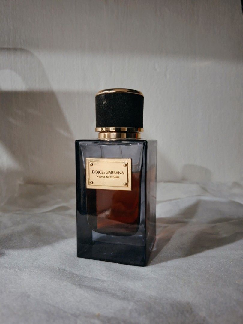 DG Velvet Zafferano (Category: Fragrance & Deodorants) located in Pateros City. Submitted by 88ren_shop (Listing ID 1465372021, Image 2). Description: Description: Ambery-Saffron-Bozzy *OEM Highest Premiums-Quality *Lasting-Quality Perfumes *8months-Macerated *Book your own rider for PICK-UP Taguig Area *For Sure Buyers Only/No Change of Mind *GC payment. Salamat Po :) #MFK #PDM #540 #Chanel #Byredo #Maison.
