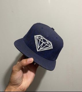 (Category: ) located in . Submitted by abkicks_apparel (Listing ID 1465339188, Image 1). Description: .