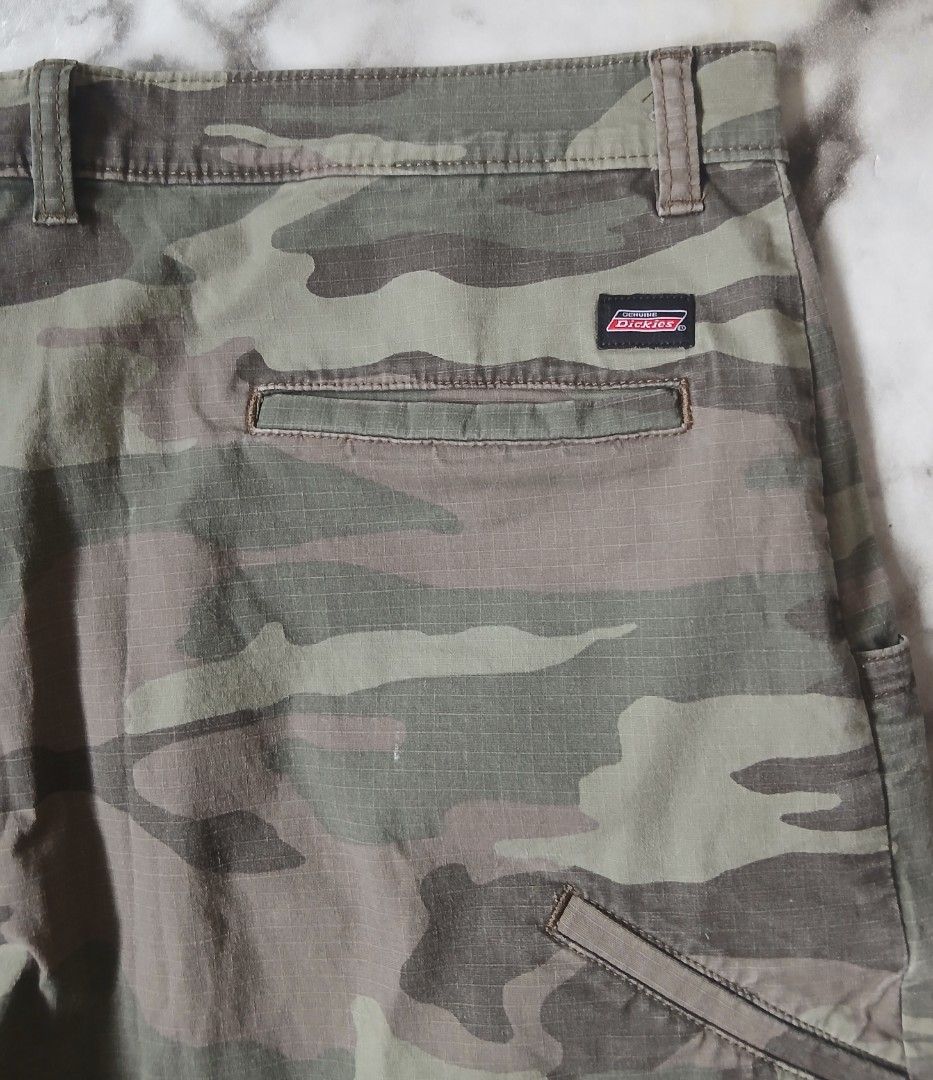 Dickies Camou Jorts (Category: Shorts) located in Cavite. Submitted by steve_finds (Listing ID 1465205221, Image 3). Description: W: 34 - 36 Excellent Condition No Issue.