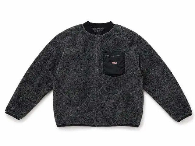 DICKIES ZIP UP WOOL JACKET (Category: Activewear) located in Manila. Submitted by thriftangtrip (Listing ID 1465325349, Image 1). Description: .