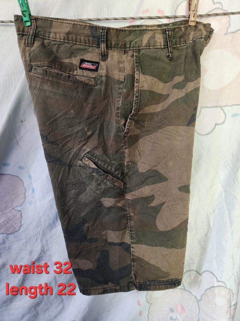 dickies.shorts (Category: Shorts) located in Real. Submitted by raphy2019 (Listing ID 1465220202, Image 3). Description: 450 start price.