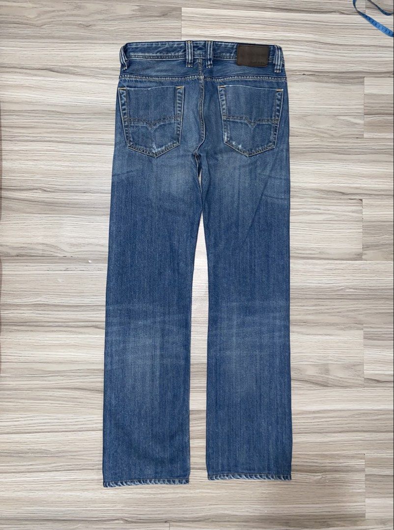 Diesel viker (Category: Jeans) located in Cebu City. Submitted by charlyx (Listing ID 1465204944, Image 2). Description: Excellent Size 30-32 Length 41 Details posted.