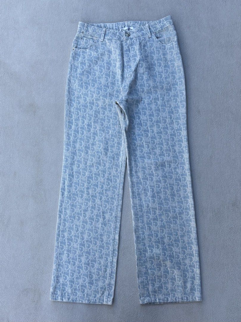 Dior Oblique Pants (Category: Jeans) located in Baybay. Submitted by thrift.ed2023 (Listing ID 1465208318, Image 1). Description: Dior Oblique Pants 26” to 28” Waistline 42” Length 9” Leg Opening No Issue Need Wash Good as New .