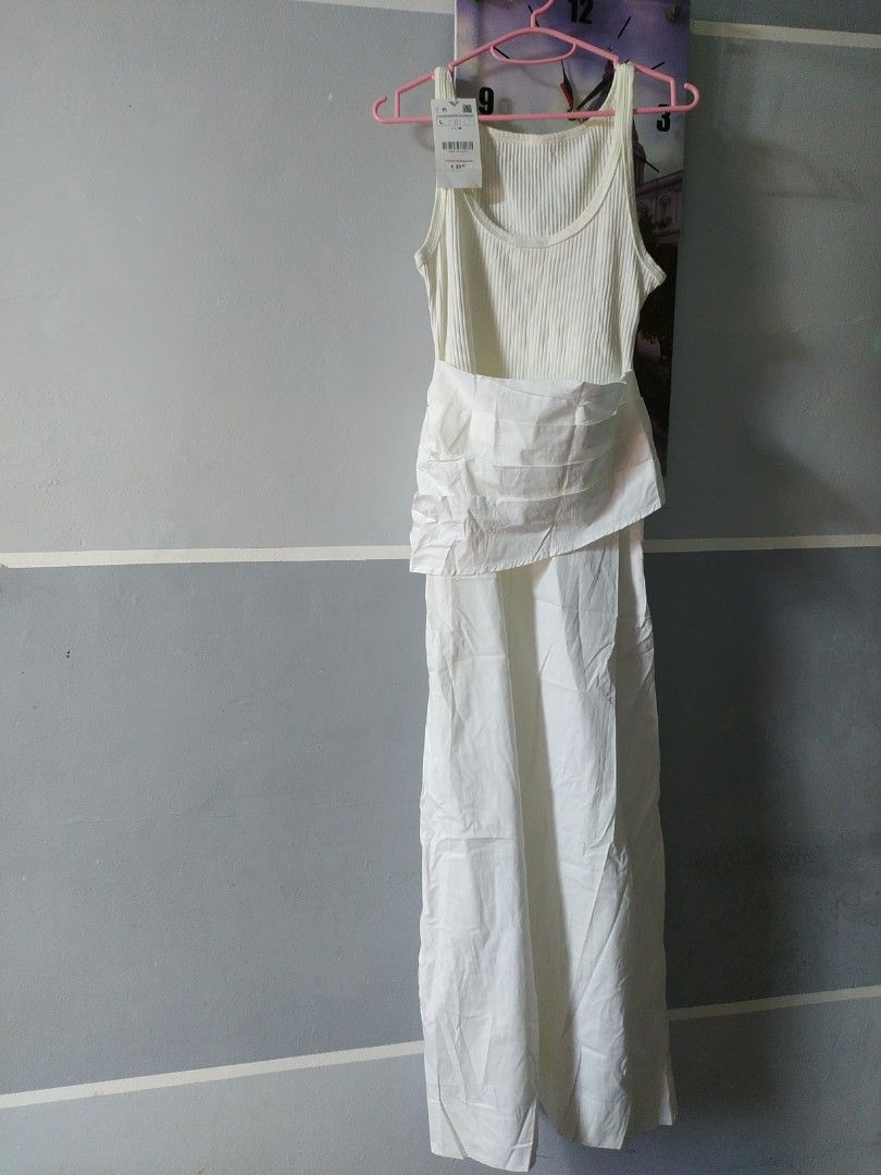 Dress large (Category: Dresses) located in Manila. Submitted by timtam04 (Listing ID 1465245826, Image 2). Description: .