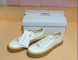 （分類：）位於 。 由 silvermountain-5e40 提交（商品編號 1465282872，圖片 1）。簡介： 。