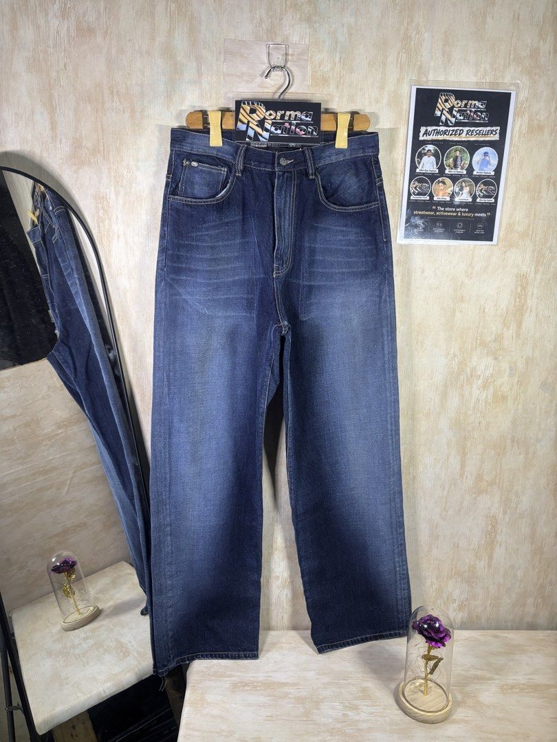 ECKO UNLTD 5 POCKET BAGGY PANTS (Category: Jeans) located in Cabuyao City. Submitted by pormanation-thrift-store (Listing ID 1465171334, Image 1). Description: ECKO UNLTD 5 POCKET BAGGY PANTS Condition: EXCELLENT Color rate: 9.5/10 Size: 34 Dimes: 34”WX43”L Issue: NEEDWASHED (YELLOW STAIN) Price: 1500.
