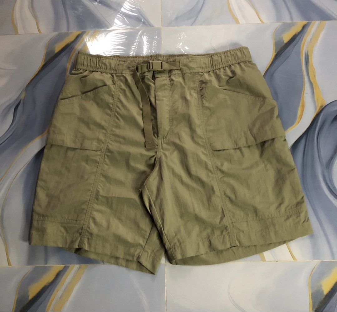Eddie Bauer Geared Shorts size 34-38 (Category: Shorts) located in Sumilao. Submitted by kentmarkda97226 (Listing ID 1465307048, Image 1). Description: No issue.