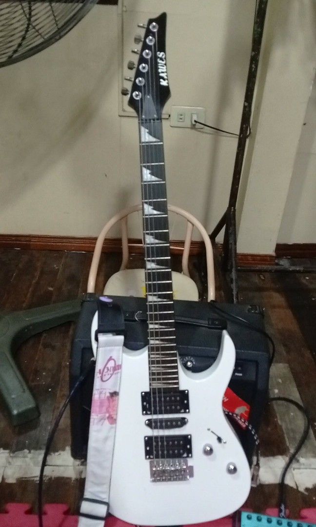 Electric Guitar, ampli, tankg,cords (Category: Musical Instruments) located in Malabon City. Submitted by coolflower_d7dd0f (Listing ID 1465214147, Image 1). Description: pwede po bilin ng hiwahiwalay electric guitar, kawes - 3k amplifier - 3k tank g - 2.5k.