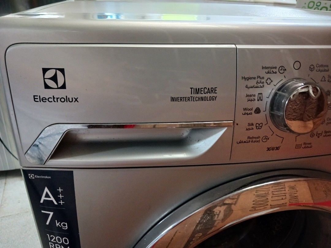 Electrolux Front Load 7kg 1200RPM (Category: Washing Machines and Dryers) located in Antipolo. Submitted by jnelnne (Listing ID 1465199432, Image 3). Description: Brand New! Never used :) - Brand/Model: Electrolux TimeCare Front Load Washing Machine (Silver) - Capacity: 7kg with 1200 RPM spin speed - Motor: Inverter motor (10 years warranty sticker attached) - Features: Digital control panel with AutoSense technology - Programs: Cottons, Delicate
