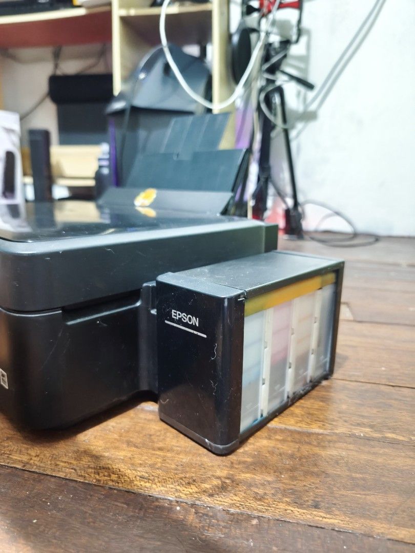 Epson L360 (Category: Printers, Scanners & Copiers) located in Quezon City. Submitted by dennisalca52135 (Listing ID 1465381158, Image 2). Description: EPSON L360 -PRINTER ONLY (Scanner is defective - Paayos nyo nalang) ISSUE: Power button must press and hold. (Pm for video) Negotiable Good for student and thesis! RFS: Di na nagagamit. Malabon.