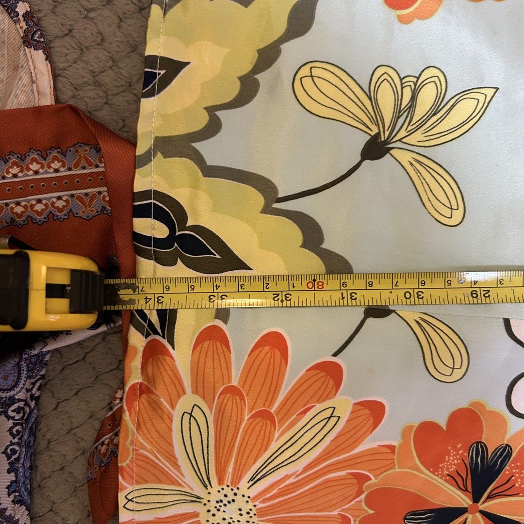 ESPIRIT Y2K Printed Halter Mini Dress (Category: Dresses) located in San Juan City. Submitted by e_declutters2019 (Listing ID 1465237041, Image 3). Description: • measurements posted • has a zipper on the side .