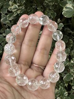 (Category: ) located in . Submitted by selling_low_by_bella_ben (Listing ID 1465331724, Image 1). Description: .