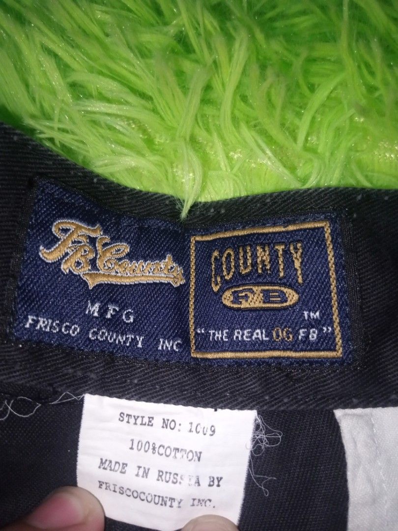 Fb county Baggy Pants (Category: Activewear) located in Talavera. Submitted by yruel (Listing ID 1465314217, Image 2). Description: Size 38 on tag Length 43 inches Leg opening 9.5 inches 📌Color rate 8/10 📌 Condition 7/10 📌issue Nasa pic na minimal Hole kaya naman i Solution.