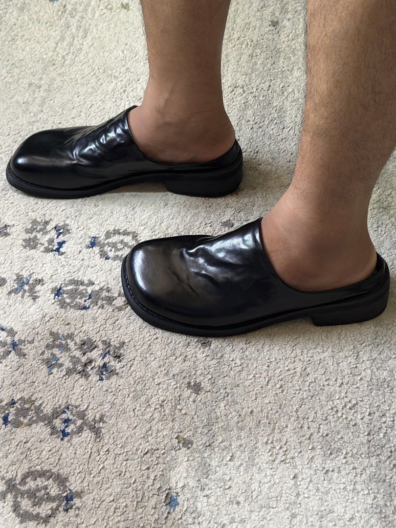 FDCP Black Leather Square-Toe Mule Clogs Size 9 US (Category: Flats & Sandals) located in Daet. Submitted by thrifthings2018 (Listing ID 1465217688, Image 2). Description: - Style: Slip-on black leather mules with a trendy square toe - Size: US 9 (marked 255) - Measurements: 10-inch insole - Details: Features stylish patterned insoles - Condition: Clean, worn briefly only for photos.