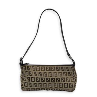 (Category: ) located in . Submitted by carousellluxury (Listing ID 1459151288, Image 1). Description: .