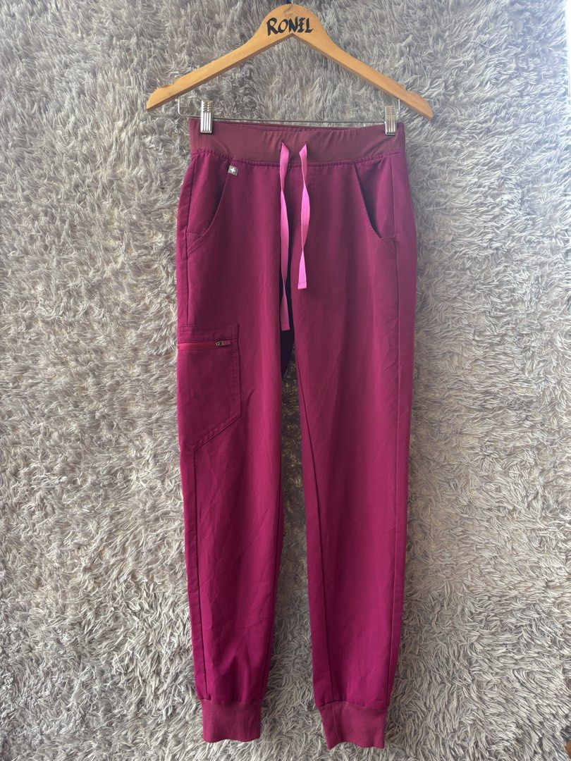 Figs scrubsuit (Category: Undergarments & Loungewear) located in Manila. Submitted by manisanro47672 (Listing ID 1465363216, Image 1). Description: Figs scrubsuit.