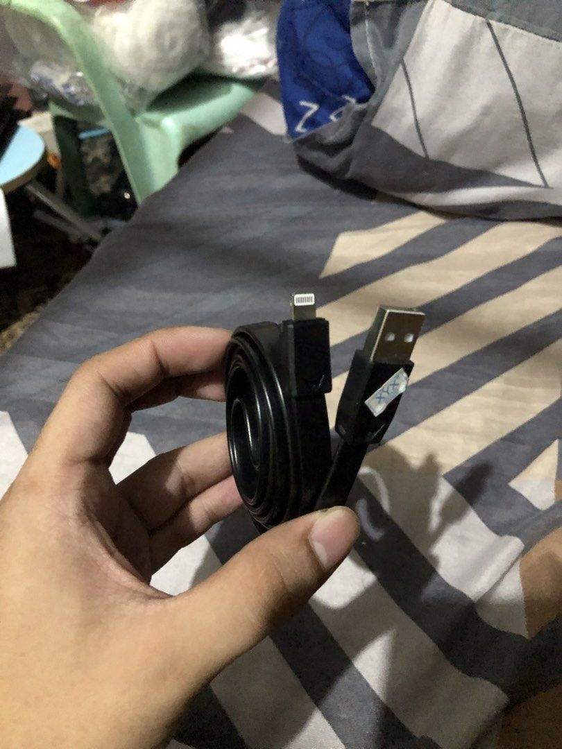 Flat USB to Lightning Charging Long Cable — Brand New (Category: Chargers & Cables) located in San Juan, La Union. Submitted by declutteringog7 (Listing ID 1465183542, Image 3). Description: TITLE: Flat USB to Lightning Charging Cable — 2-3 Meter — Brand New PRICE: ₱150 CATEGORY: Mobile Phones > Accessories > Cables & Adapters DESCRIPTION: Brand new flat charging cable — durable & tangle-free ✨ • Connector: USB-A to Lightning — for iPhone / iPad 