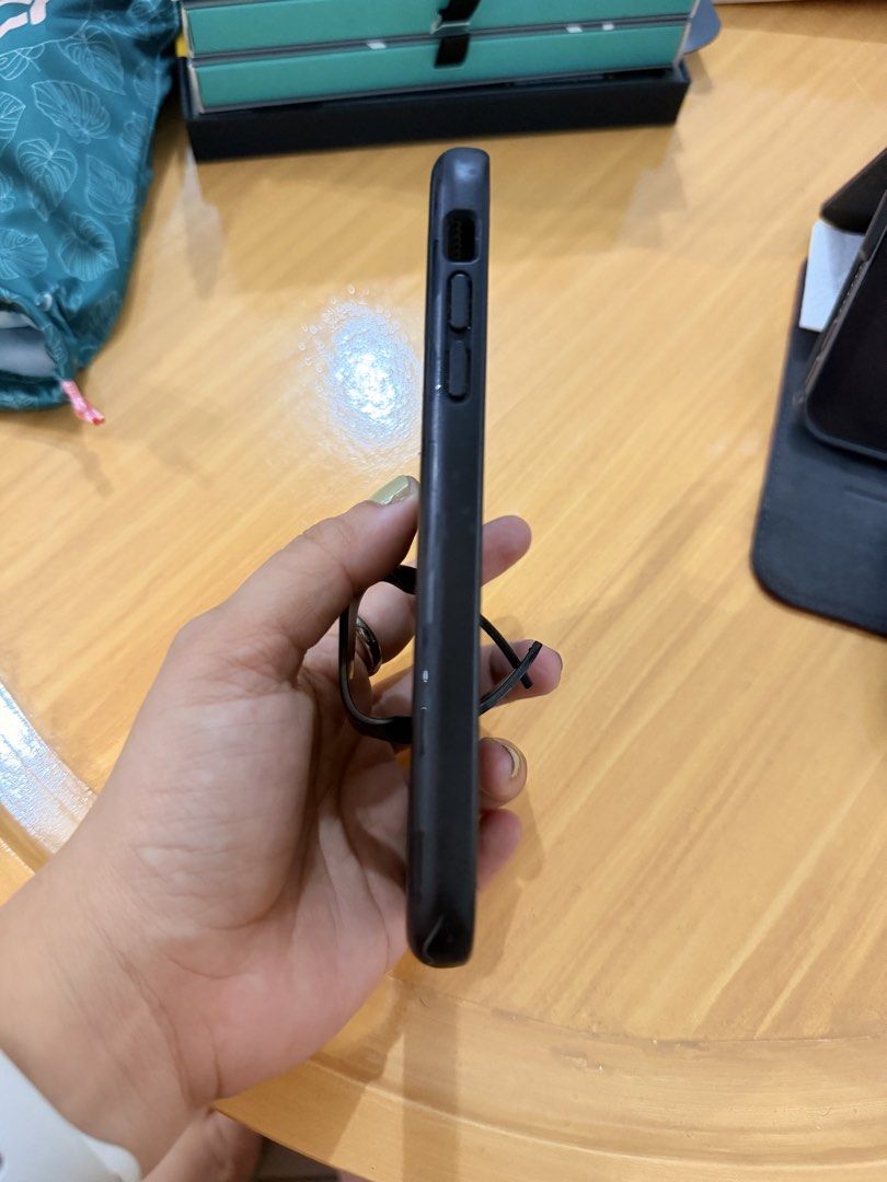 For SALE Preloved Original iPhone XR cases (Category: Cases & Sleeves) located in Leyte. Submitted by cjlcreatives8 (Listing ID 1465248204, Image 3). Description: For Sale Preloved Original iPhone XR cases Take all for 600 ‼️ Bought the loopy case for $35 The 2 cases are from Ringke RFS: Decluttering now lang nagka time (as an iphone case hoarder girlie before lol) 📌 Open for meet-up, shipping via j&t/LBC or delivery/pick-up via lalamove (SF/DF 