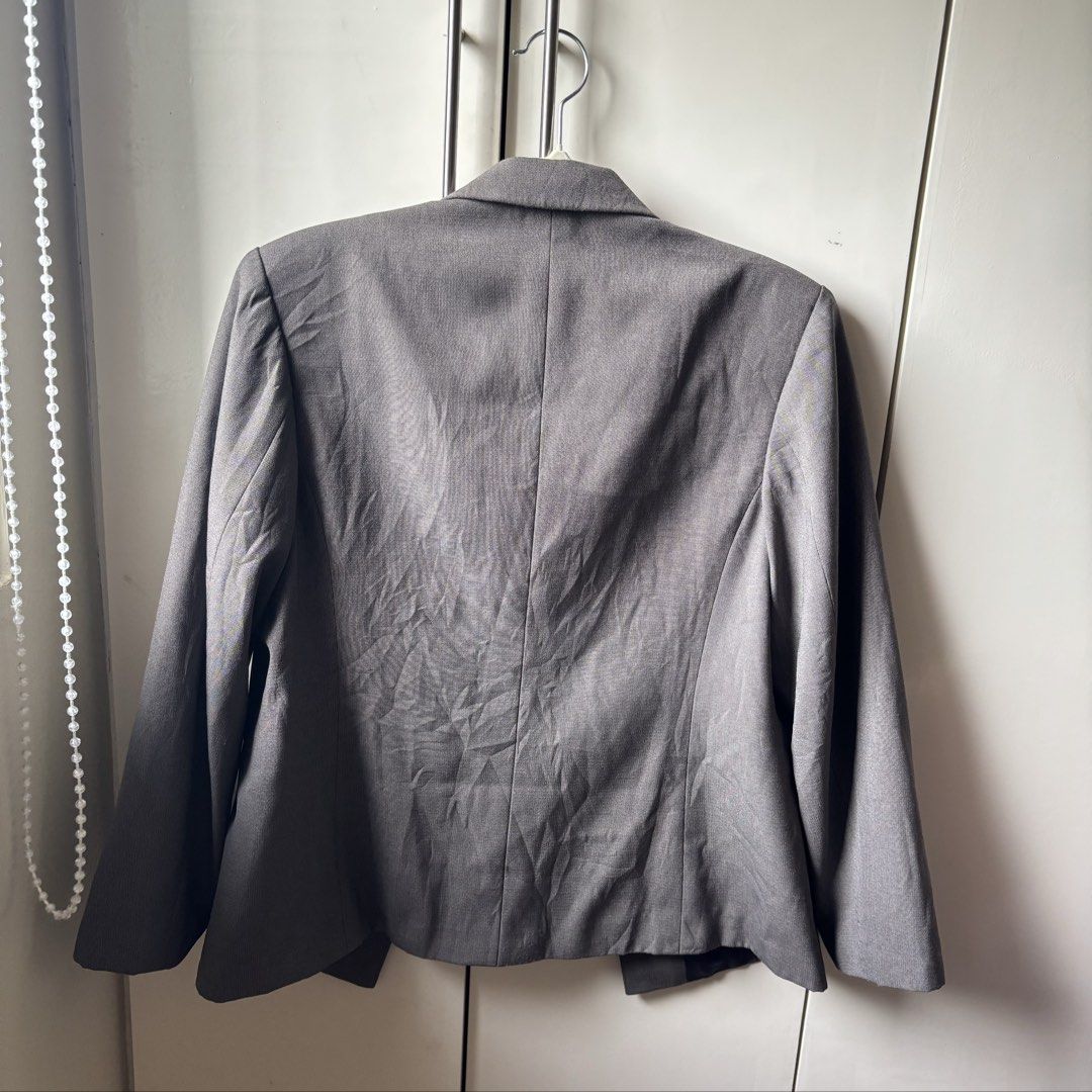 formal blazer (Category: Coats, Jackets and Outerwear) located in Manila. Submitted by lavieelle (Listing ID 1465205810, Image 3). Description: - brown formal coat - complete buttons - best fit small to medium frames - used once & has no flaws - rfs: decluttering .
