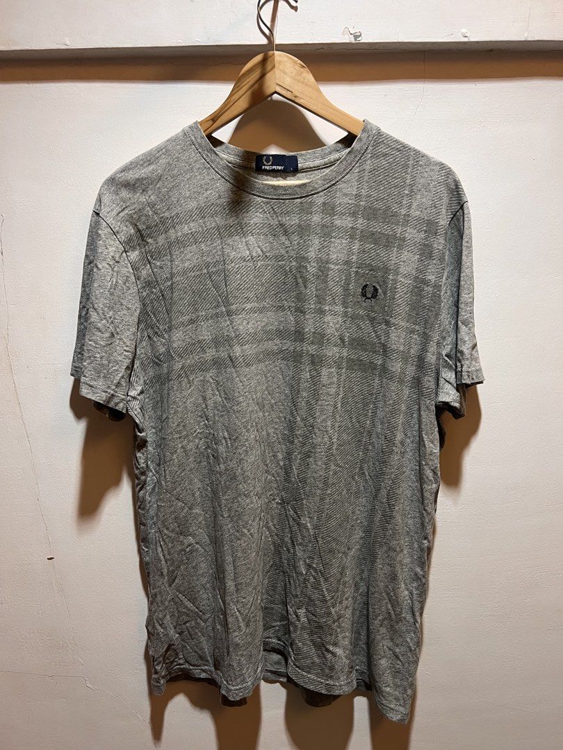 Fred perry (Category: Tshirts & Polo Shirts ) located in San Juan, La Union. Submitted by jeggystyle (Listing ID 1465190385, Image 1). Description: Frd perry Pattern shirt Large to xl.