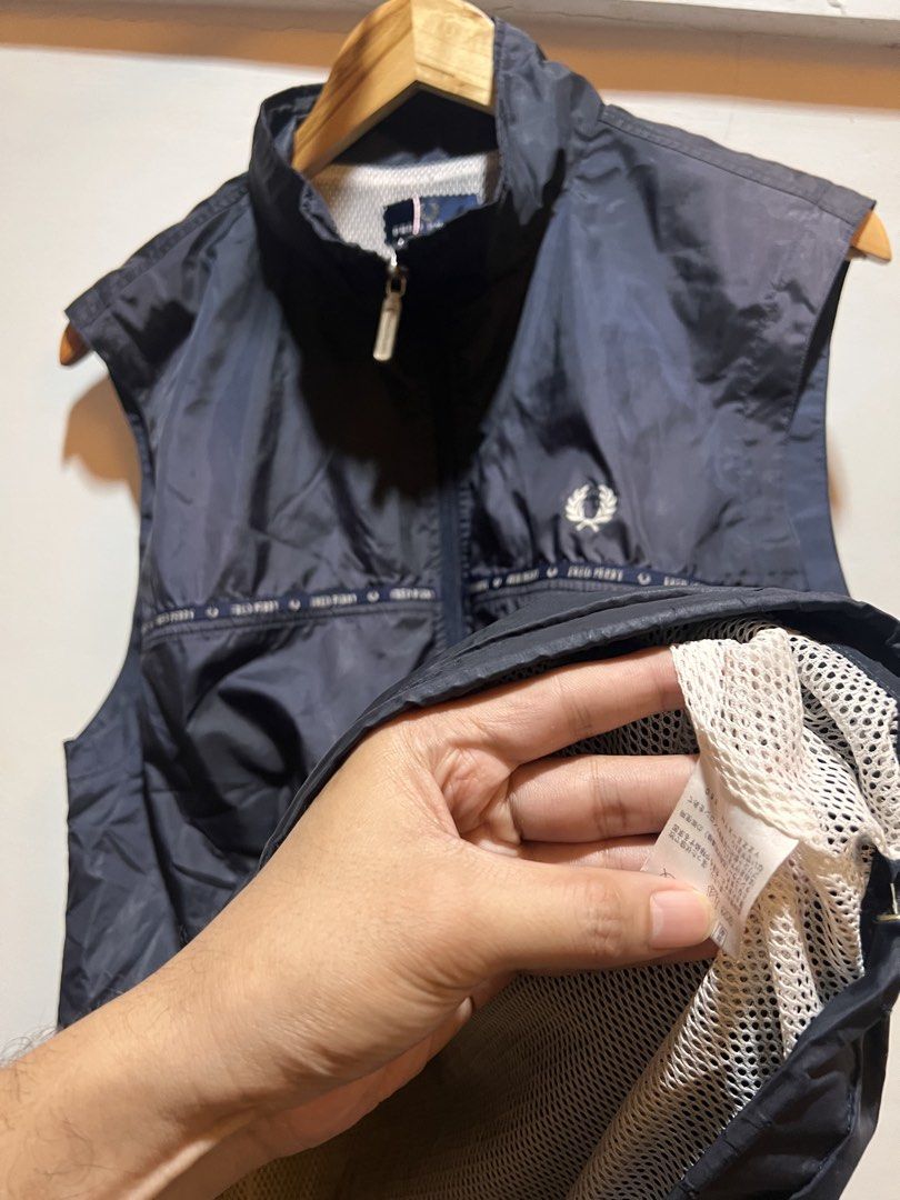 Fred perry vest (Category: Coats, Jackets and Outerwear) located in San Juan, La Union. Submitted by jeggystyle (Listing ID 1465194608, Image 2). Description: Vest Fits medium semi large.