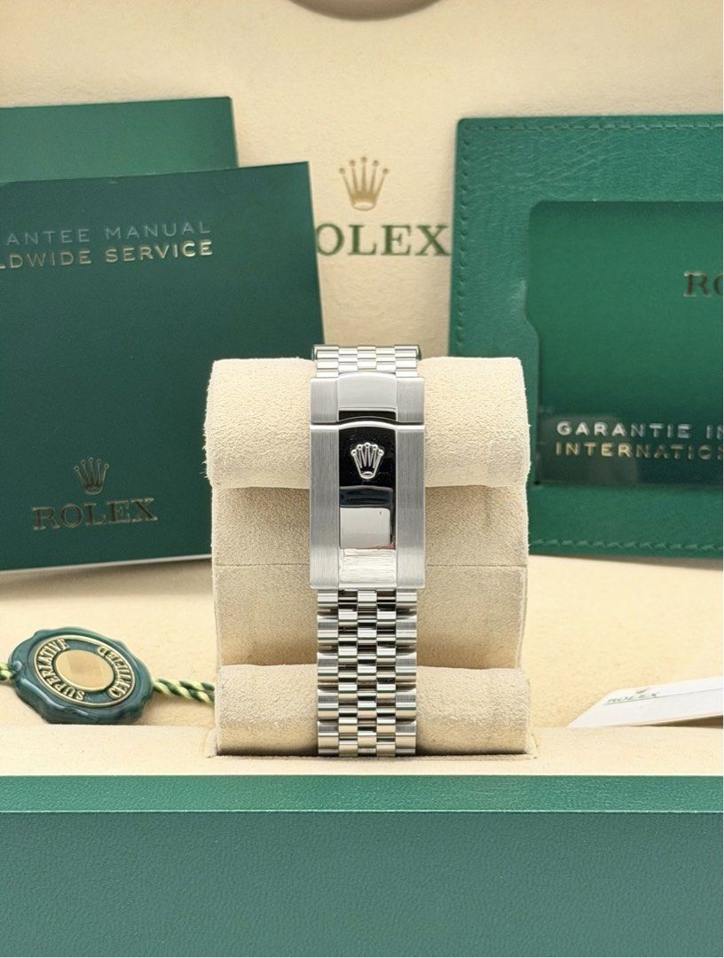 Fullset Rolex Datejust 41mm Silver Dial (Category: Luxury Watches) located in Manila. Submitted by timelesseleganceph (Listing ID 1465198156, Image 3). Description: Fullset Rolex Datejust 41mm Silver Dial Reference 126334 Size 41mm Dated Dec 2023 Silver Dial in 18k White Gold Fluted Bezel and Jubilee Bracelet Complete/Fullset - Box, Warranty Card, Booklets, Green Tag.