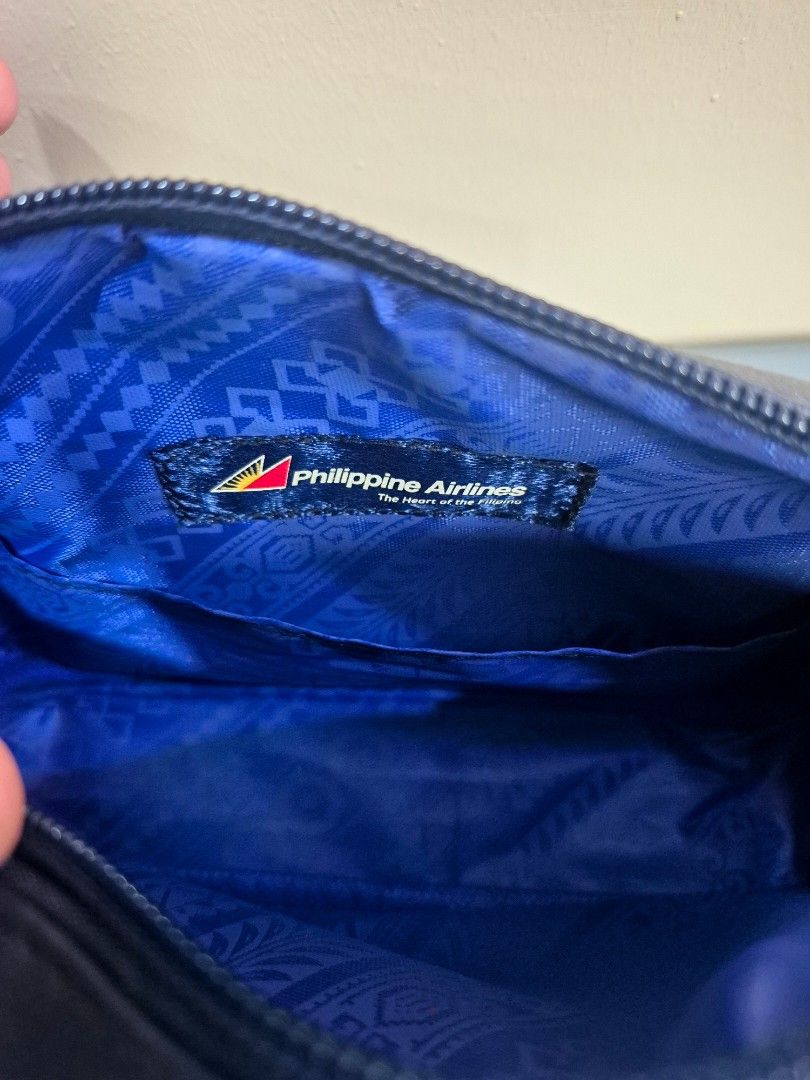 Furla pouch (Category: Purses & Pouches) located in Bayambang. Submitted by gtamms (Listing ID 1465231273, Image 3). Description: Philippine Airlines Furla pouch for business and 1st class passengers In very good condition color: navy blue.